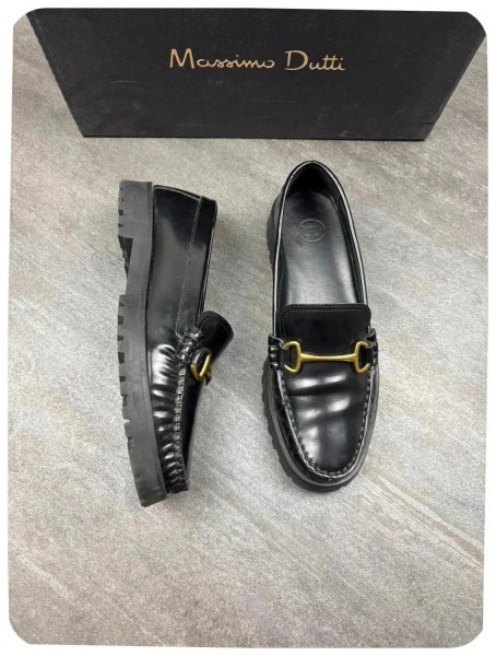Mocassins Massimo Dutti cuir black ( taille 37 )
