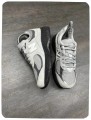 New balance 2002r grey ( taille 35,5 )