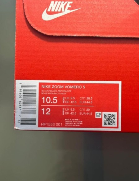 Nike Zoom Vomero 5 Black Taille 44,5
