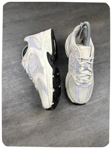 New balance 530 pastel ( taille 37 )