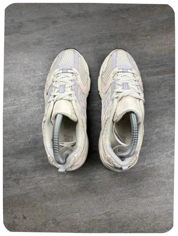 New balance 530 pastel ( taille 37 ) 2
