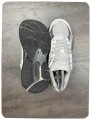 New balance 2002r grey ( taille 35,5 )