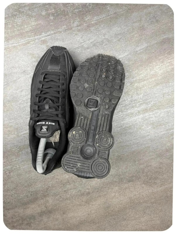 Nike shox r4 black ( taille 36,5 ) 2