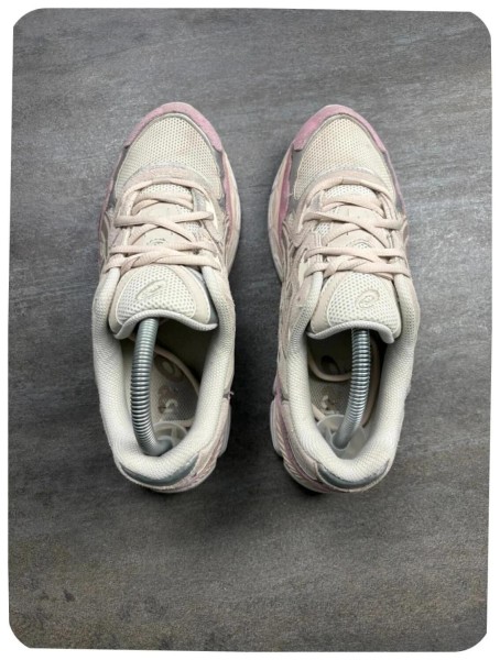 Asics gel nyc rose ( taille 40 )