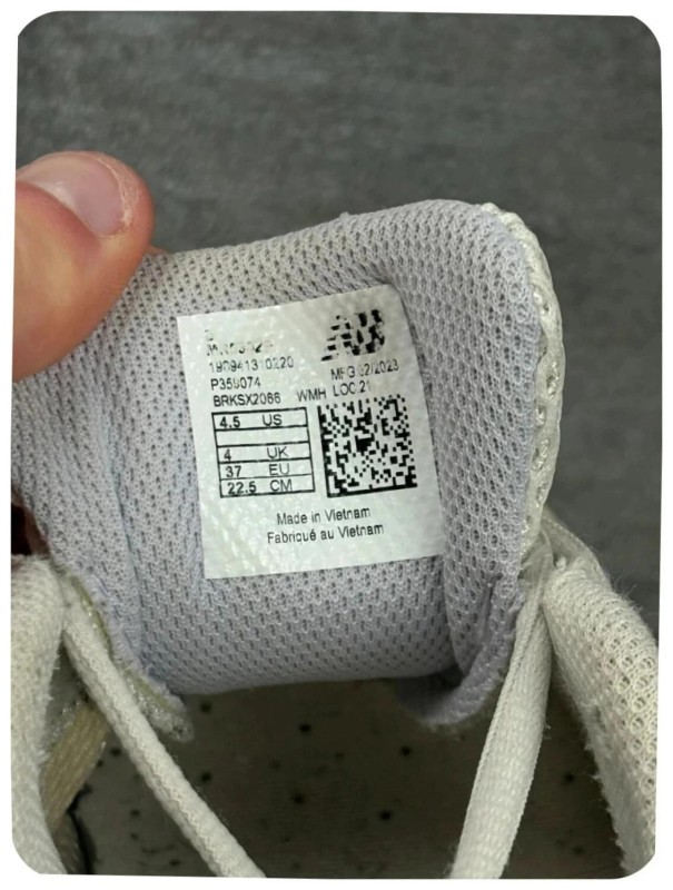 New balance 530 pastel ( taille 37 ) 2