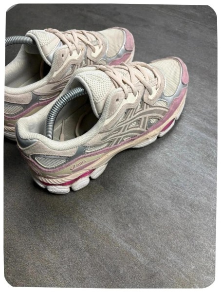 Asics gel nyc rose ( taille 40 )
