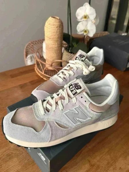 New balance grise M475 taille 45