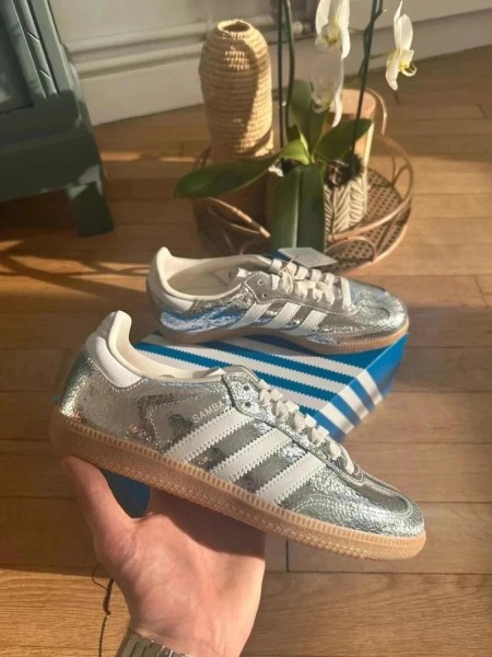 adidas samba og silver metallic cracked taille 40