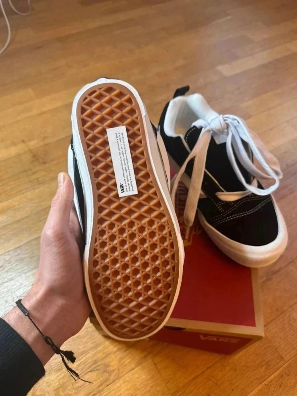 Vans knu skool taille 36,5 2