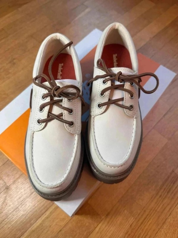 Chaussure bateau Timberland stone street femme 2