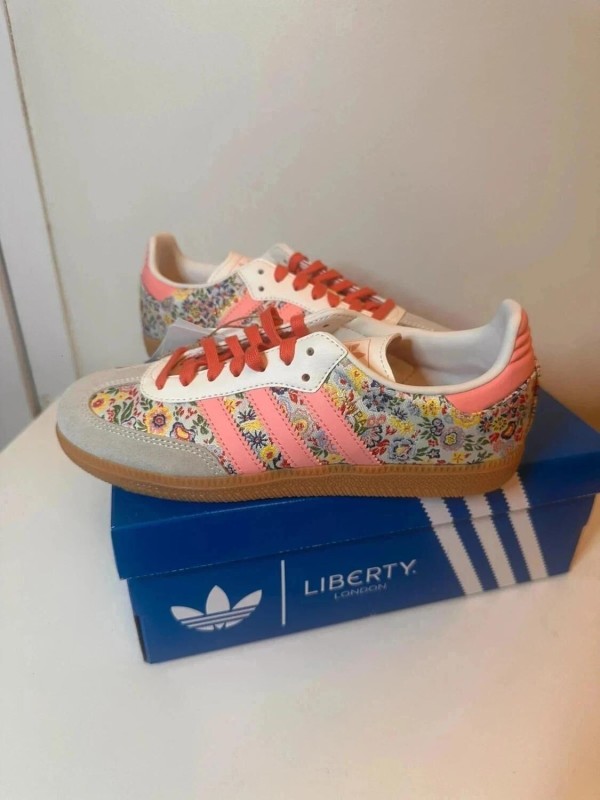 Adidas samba og Liberty London 2