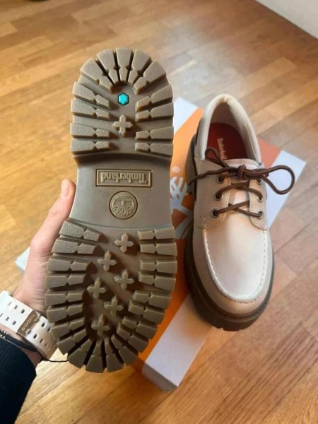 Chaussure bateau Timberland stone street femme
