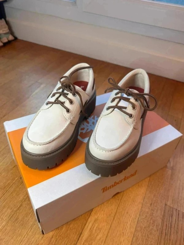 Chaussure bateau Timberland stone street femme 2