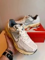 Nike zoom vomero 5 white summit taille 38,5