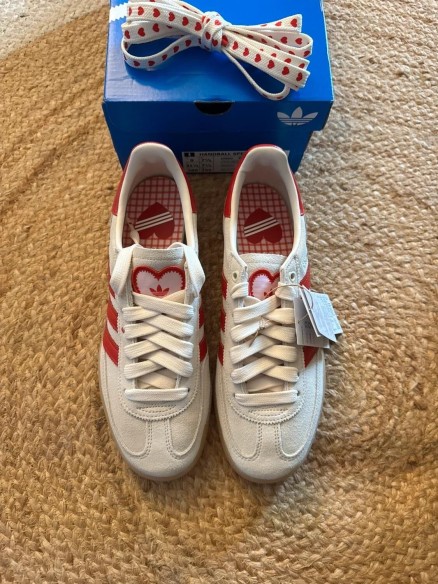Adidas handball spezial valentines day 2026 - Taille 41
