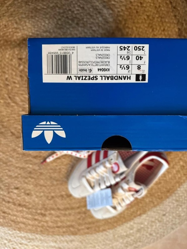 Adidas handball spezial valentines day 2026 - taille 40 2