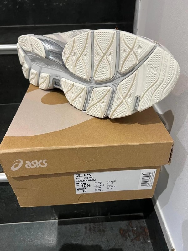Asics Gel NYC Cream Cloud Grey - Neuf - 44,5 2