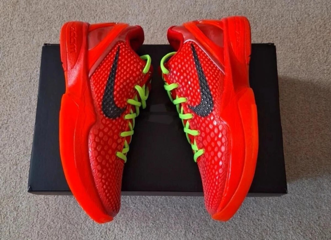Kobe 6 Protro Reverse Grinch 2