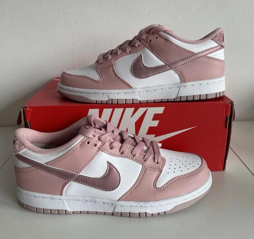 Nike dunk low pink velvet - neuf - 38,5