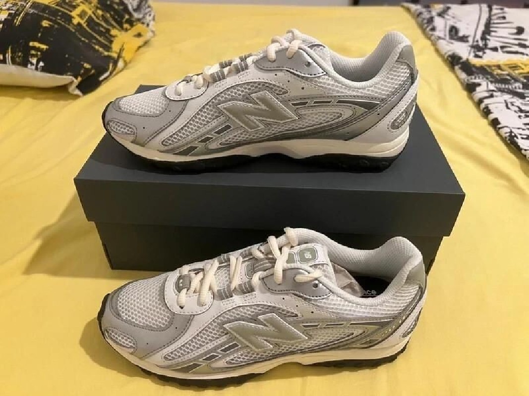 New balance 204L Silver Metallic Sage Green - Neuf - 38,5
