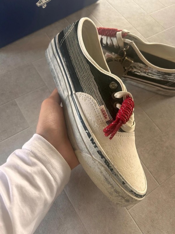 Vans premium authentic white black la habana premium paint keys 2