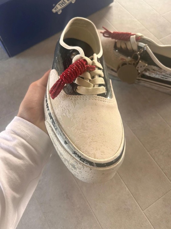 Vans premium authentic white black la habana premium paint keys 2