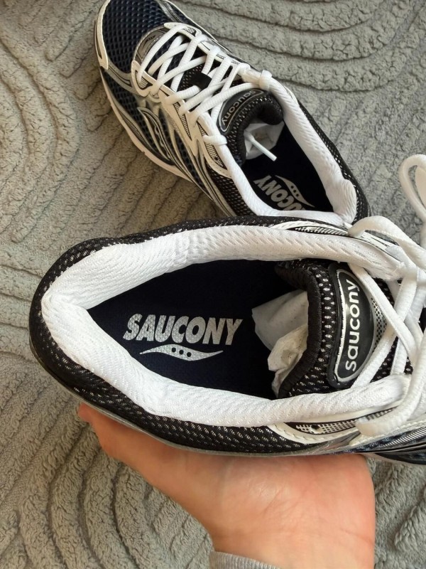 Saucony Omni 9 Progrid Deep Navy Bleu Foncé - Taille 44 2