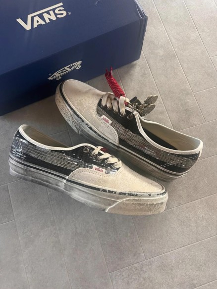 Vans premium authentic white black la habana premium paint keys