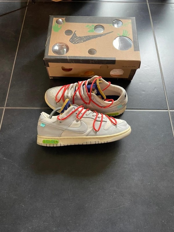 Nike dunks low off-white lot 23/50 - EU 44// US 10 2