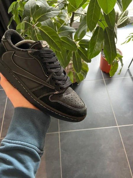 Jordan 1 Low Travis Scott Black Phantom - EU 40,5// US 6.5