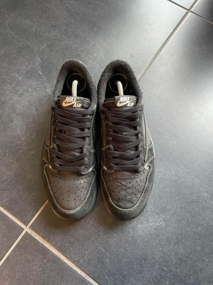 Jordan 1 Low Travis Scott Black Phantom - EU 40,5// US 6.5