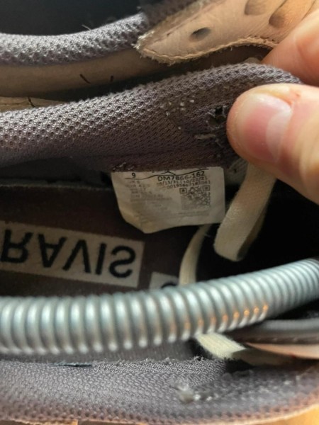 Jordan 1 Low Travis Scott reverse mocha - EU 42,5// US 9
