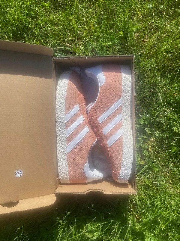 adidas Gazelle Saumon