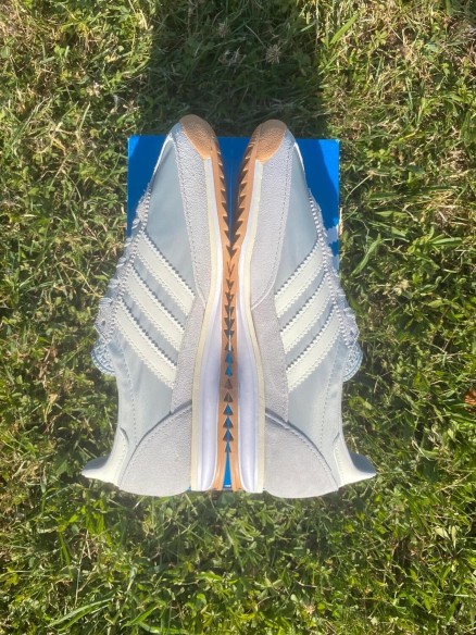Adidas SL72