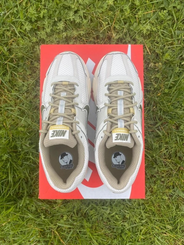 Nike vomero 5 2