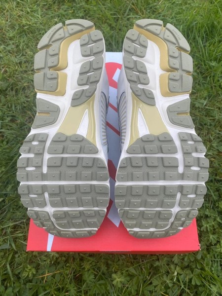 Nike vomero 5