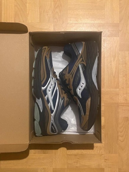 Saucony Progrid Omni 9