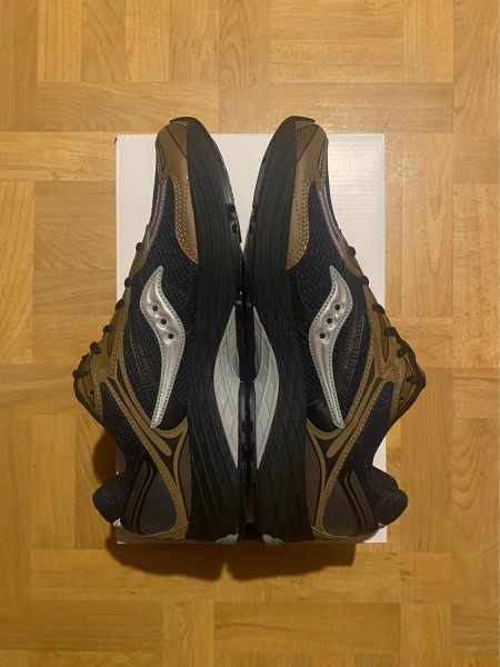Saucony Progrid Omni 9