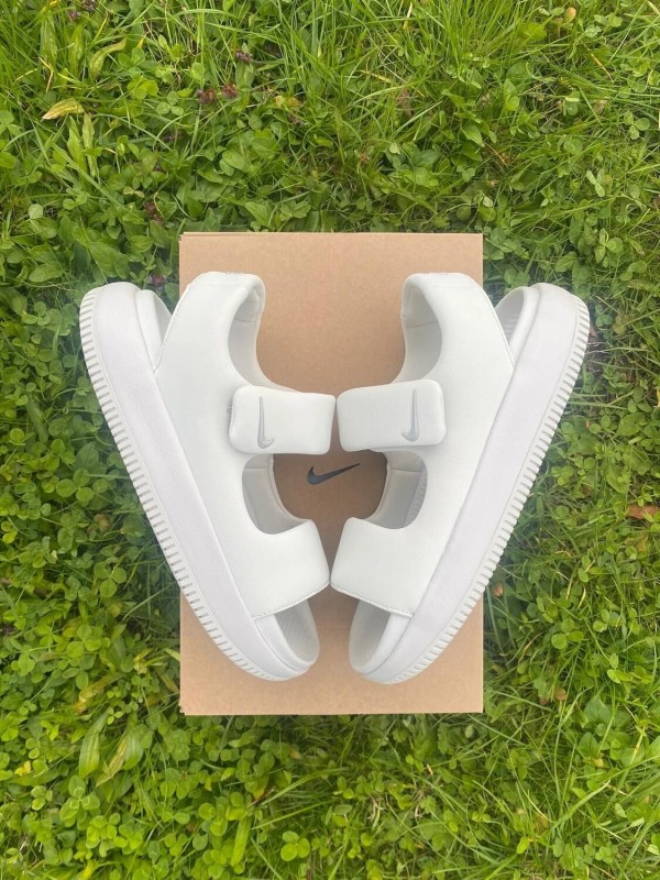 Nike calm sandal 2