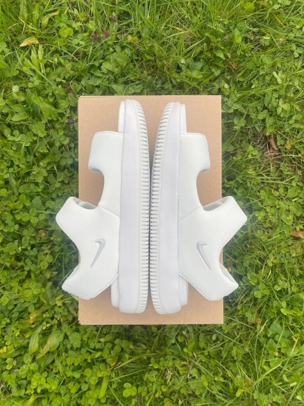 Nike calm sandal