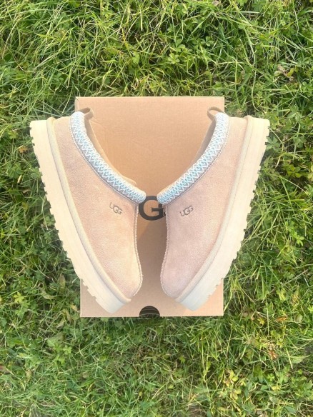 UGG Tazz Sand
