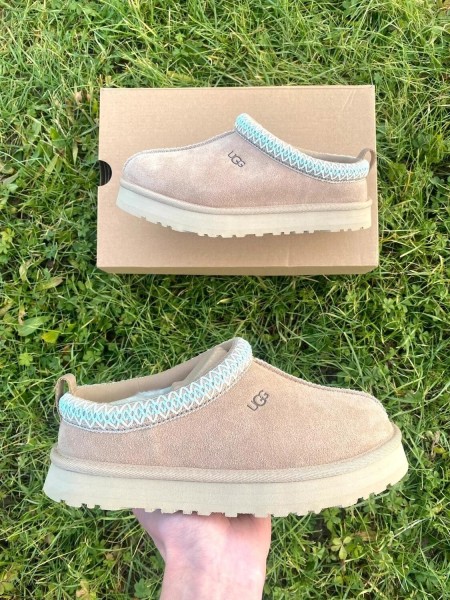 UGG Tazz Sand