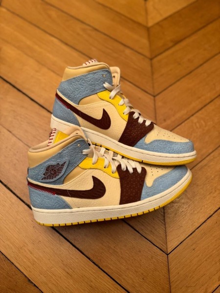 Air Jordan 1 Mid SE Fearless Maison Chateau Rouge