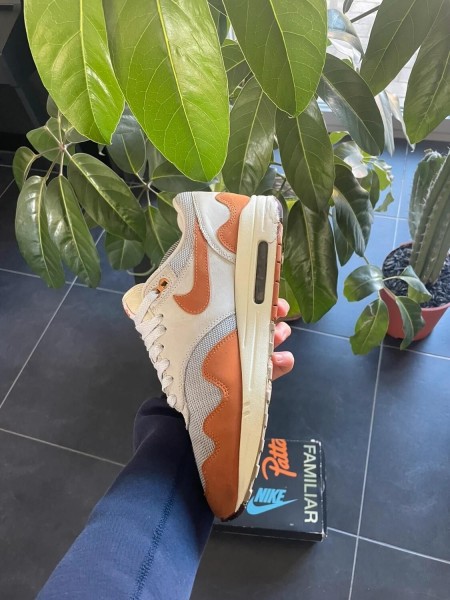 Air Max 1 patta waves monarch - EU 43// US 9.5