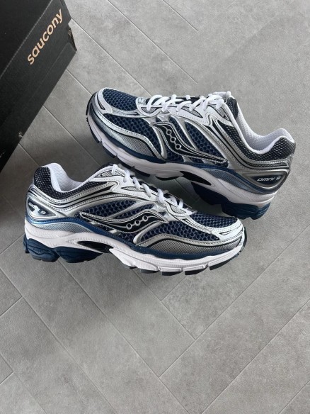Saucony OMNI progrid 9 blue deep navy marine - 42,5