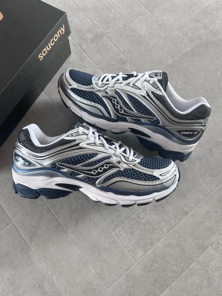 Saucony OMNI progrid 9 blue deep navy marine