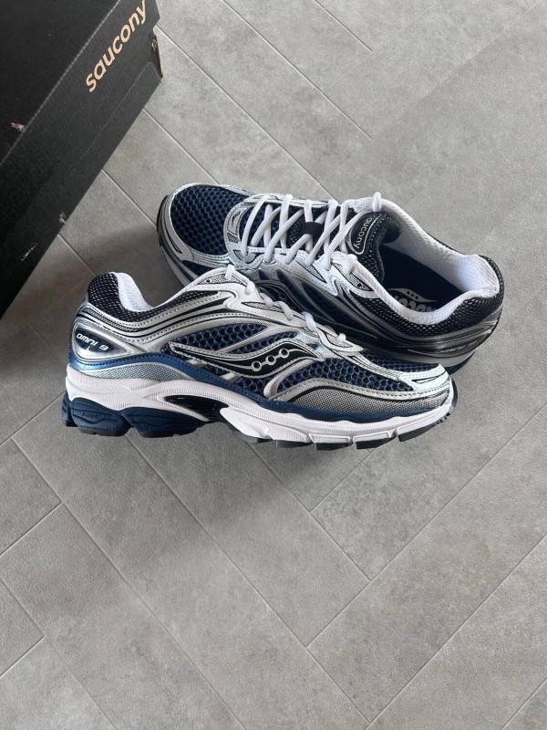 Saucony OMNI progrid 9 blue deep navy marine - 42,5 2