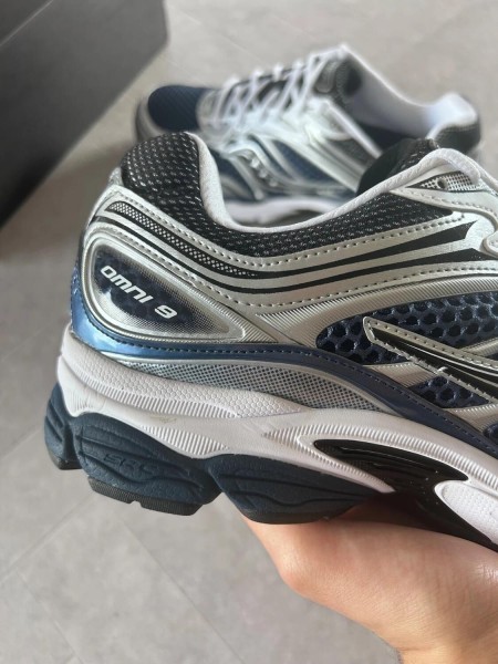 Saucony OMNI progrid 9 blue deep navy marine - 46,5
