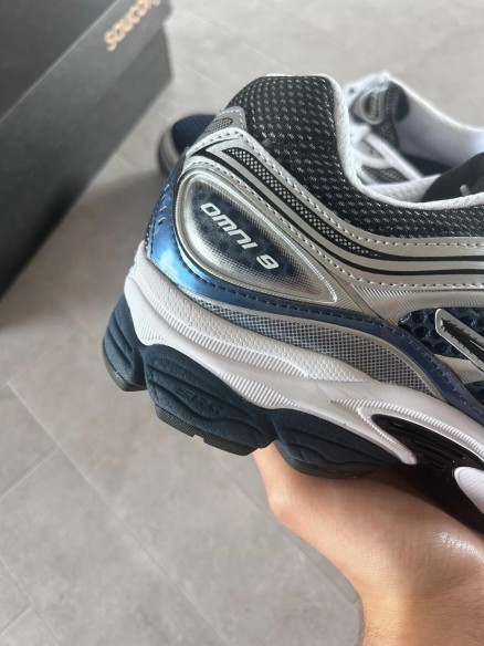 Saucony OMNI progrid 9 blue deep navy marine