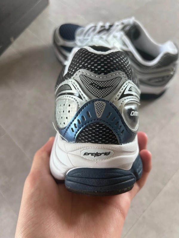 Saucony OMNI progrid 9 blue deep navy marine - 42,5 2